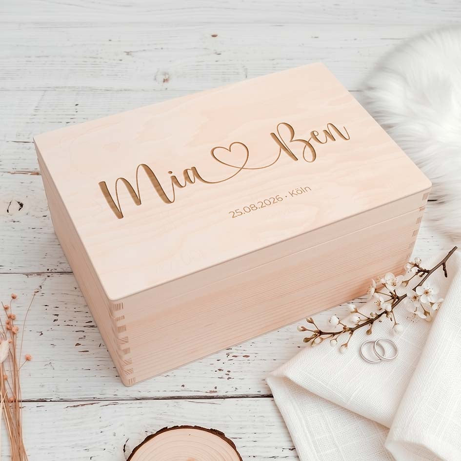 Holzkiste zur Hochzeit Herzensprojekt Manufaktur
